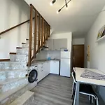 Apartament Bright Duplex Near *