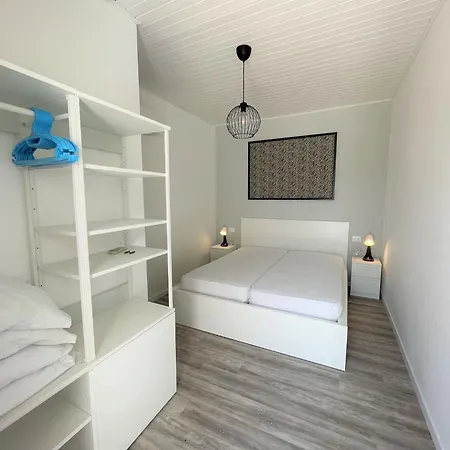 Bright Duplex Near Lejlighed